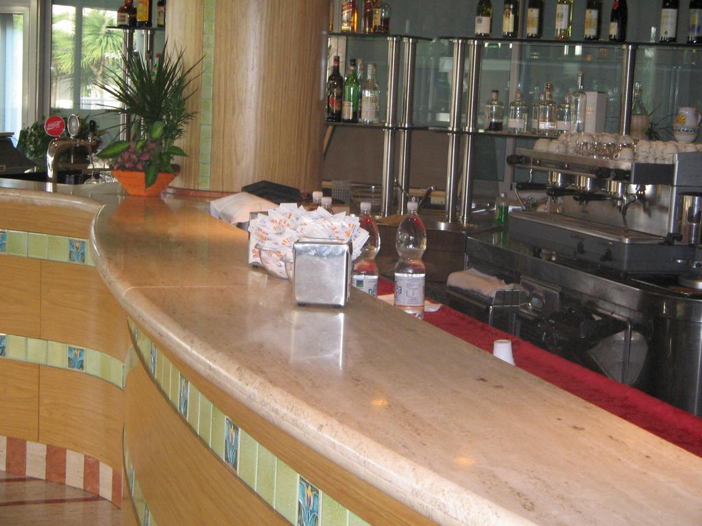 IHR Residence Hotel Le Terrazze Grottammare Esterno foto