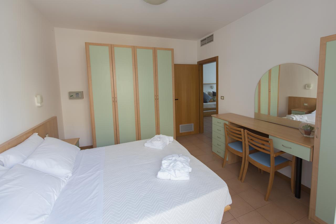 IHR Residence Hotel Le Terrazze Grottammare Esterno foto