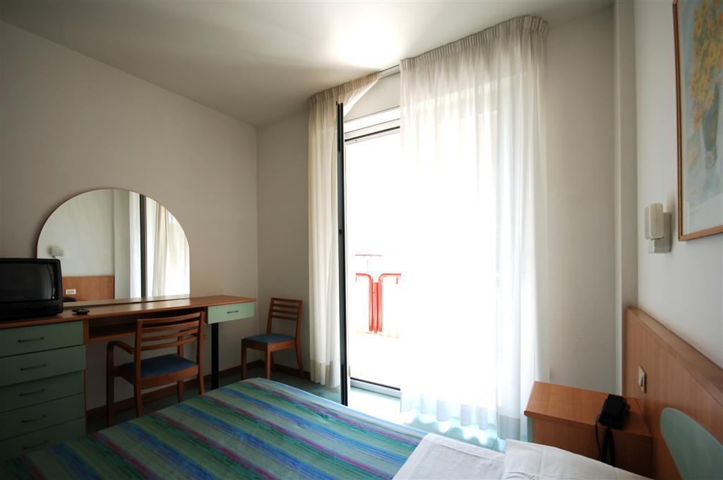 IHR Residence Hotel Le Terrazze Grottammare Esterno foto