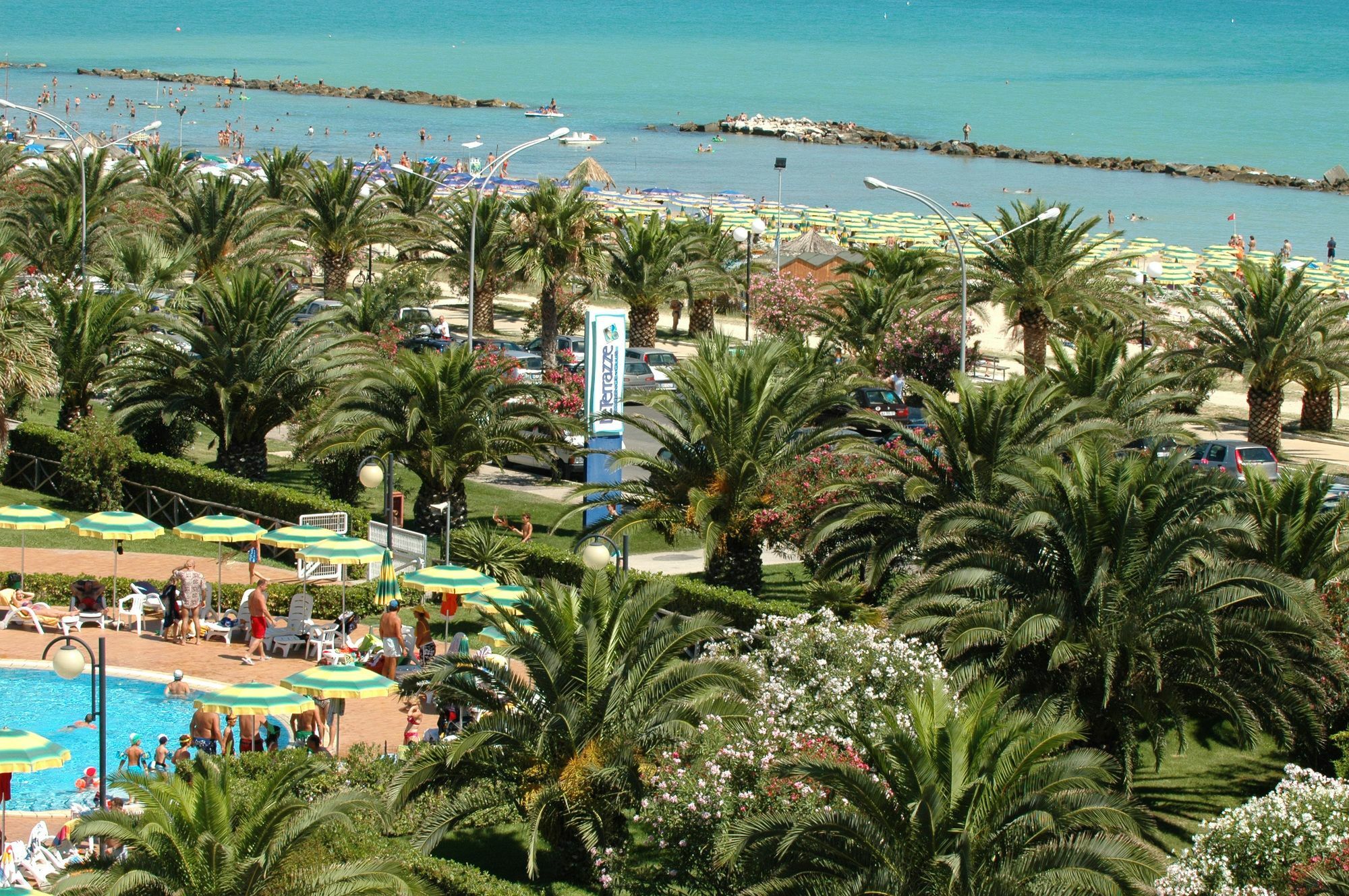 IHR Residence Hotel Le Terrazze Grottammare Esterno foto